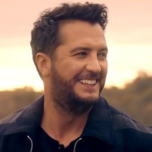 Meet your Posher, Mechell